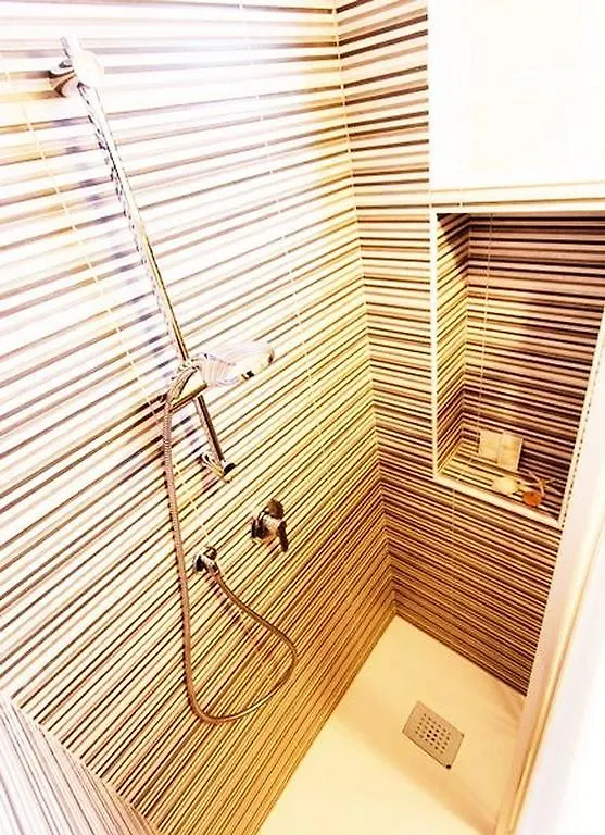 Hotel Byron Solo Per Giovani Riccione
