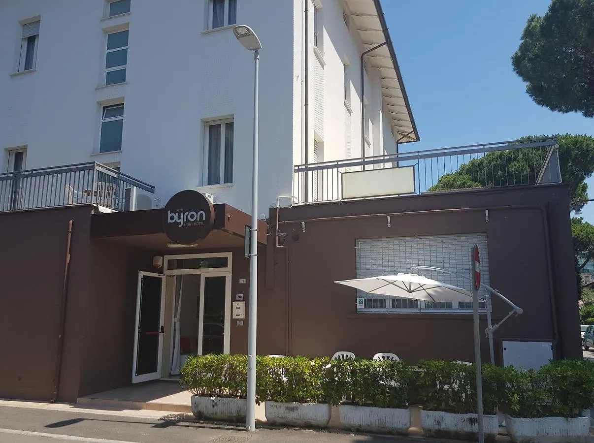 Hotel Byron Solo Per Giovani Riccione 2*,  Italy