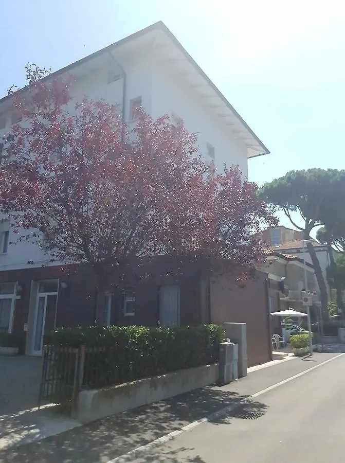 Hotel Byron Solo Per Giovani Riccione Italy